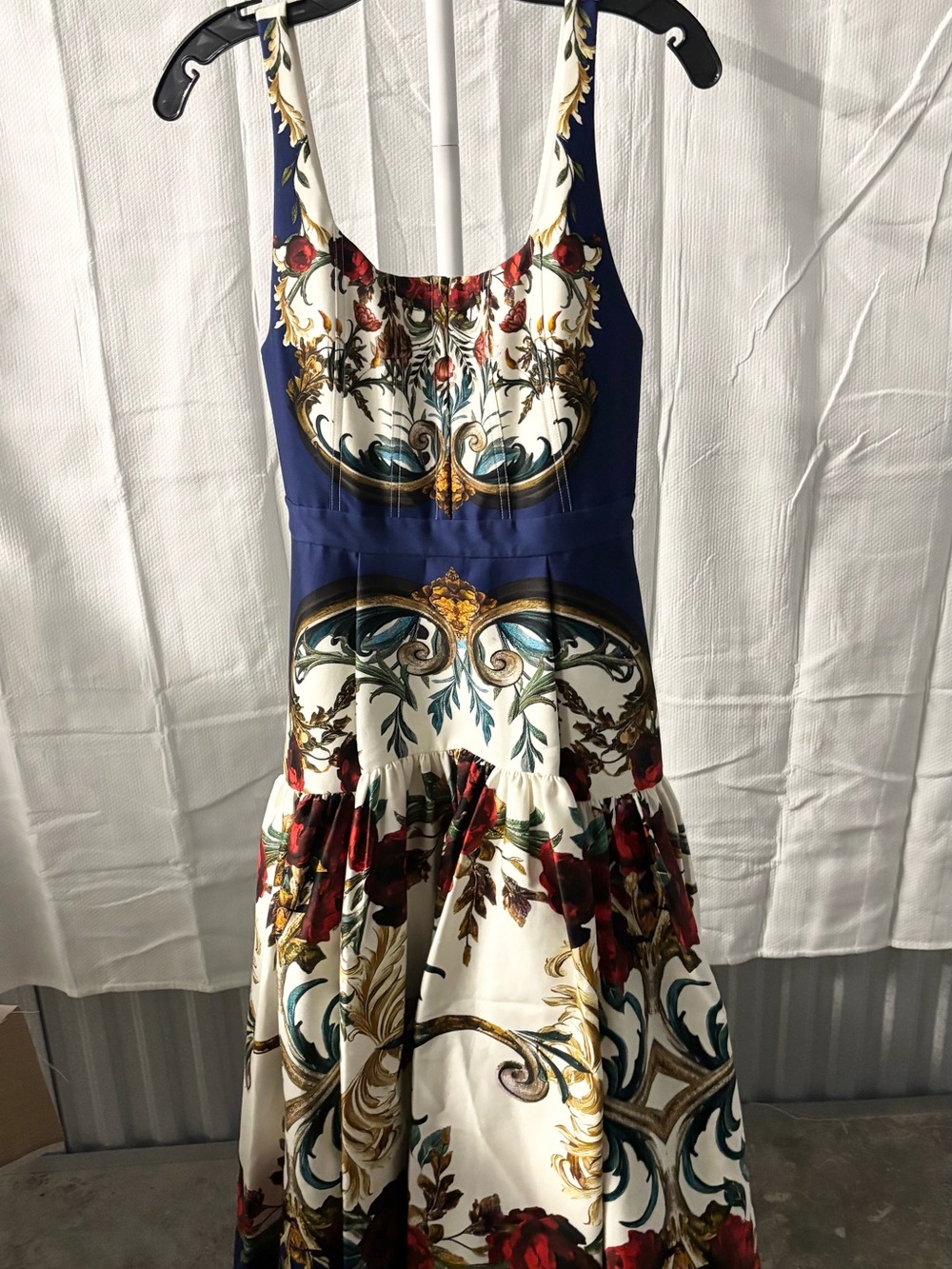Alice + Olivia Diana Dress | Gilded Rose | Size 4 | NWT - Picture 4 of 8